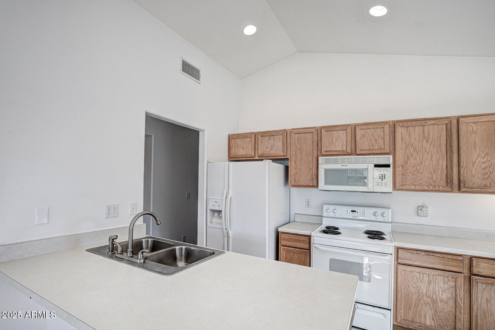 NORTHWOODS COMDOMINIUM - Residential