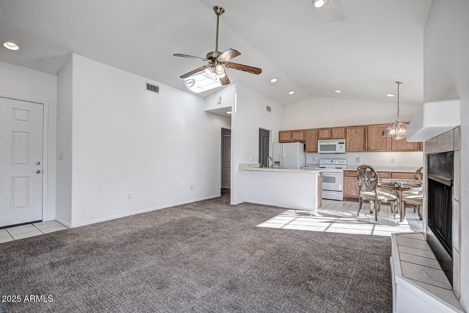 NORTHWOODS COMDOMINIUM - Residential