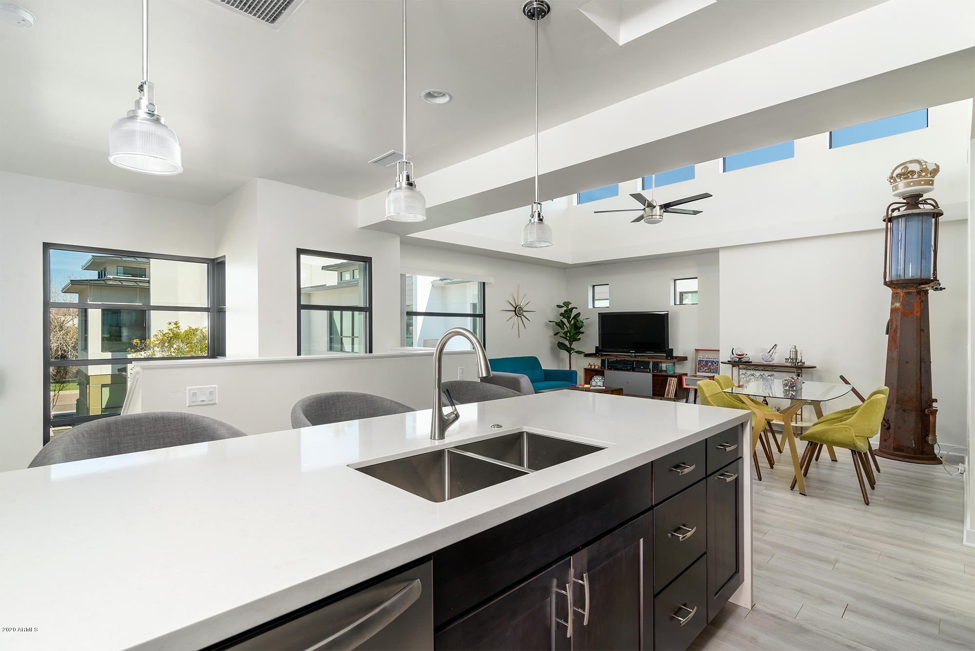 4TH STREET WEST - Residential Income