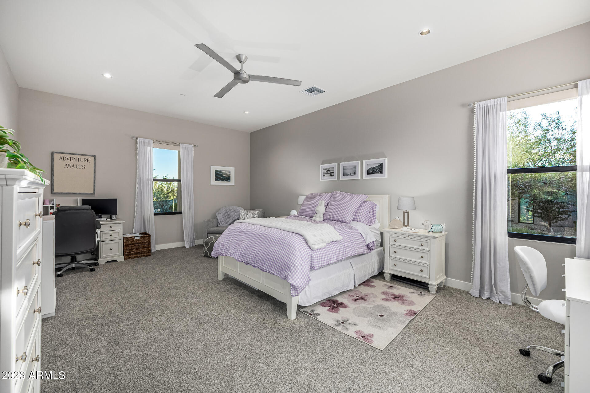 WHITE HORSE - Residential