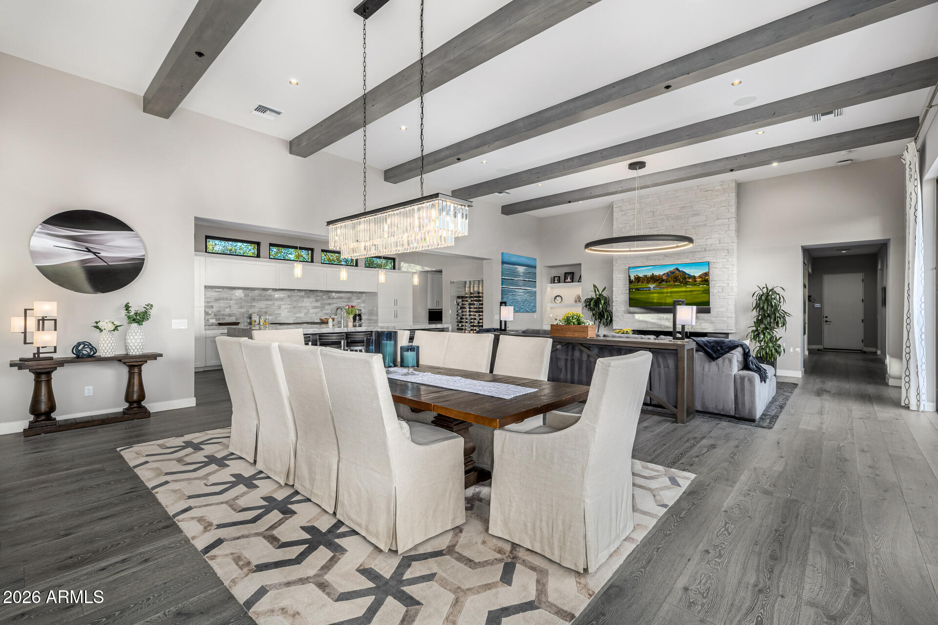 WHITE HORSE - Residential