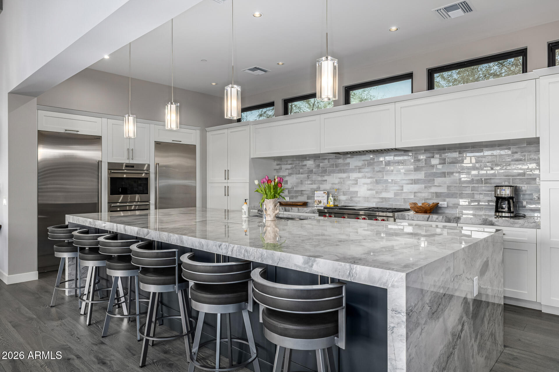 WHITE HORSE - Residential