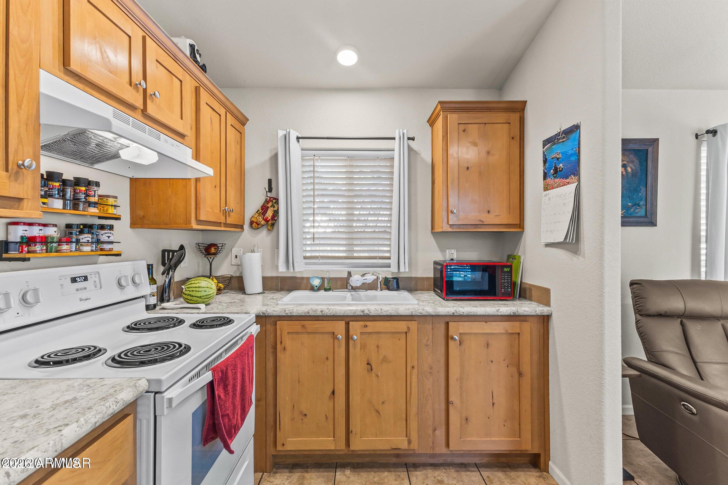 WHITE MOUNTAIN VACATION VILLAGE UNIT 4 - Residential