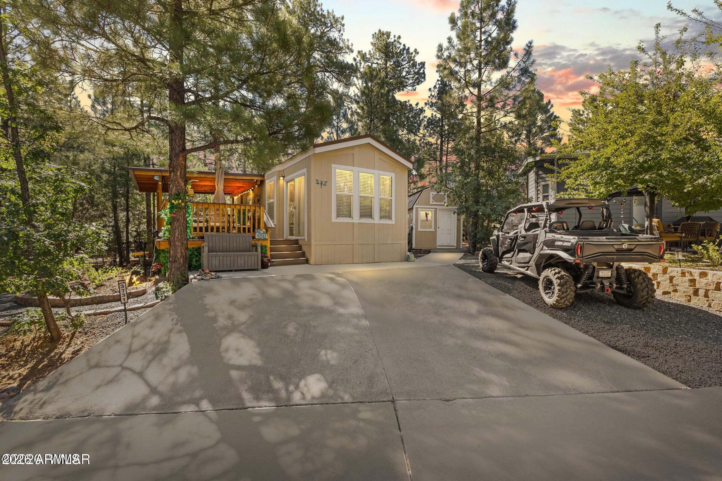 WHITE MOUNTAIN VACATION VILLAGE UNIT 4 - Residential