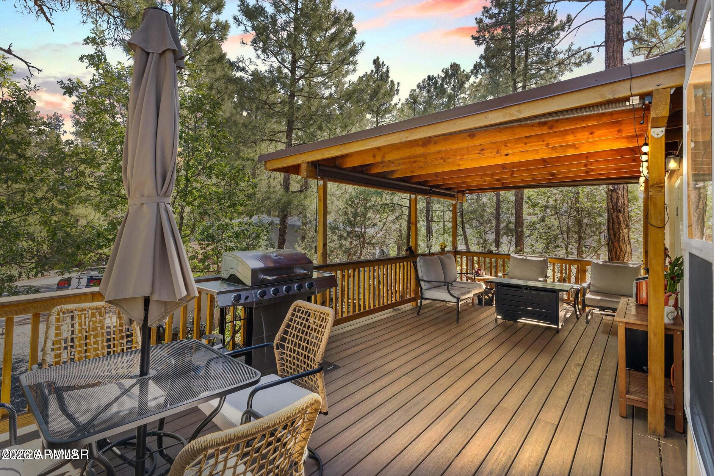 WHITE MOUNTAIN VACATION VILLAGE UNIT 4 - Residential