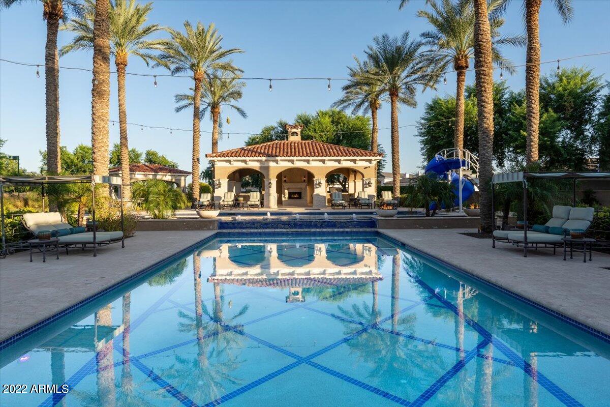 CASA DE SUNRISE LOTS 22 AND 23 REPLAT - Residential