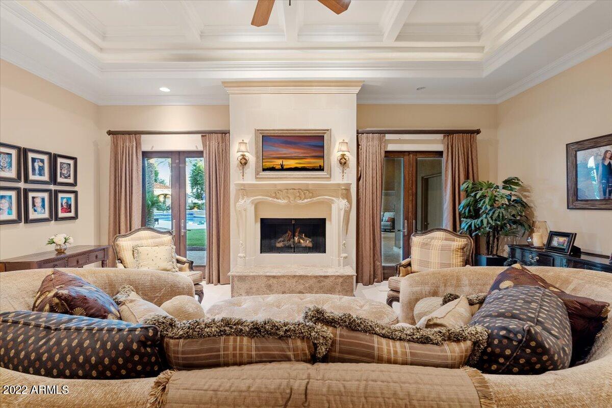 CASA DE SUNRISE LOTS 22 AND 23 REPLAT - Residential