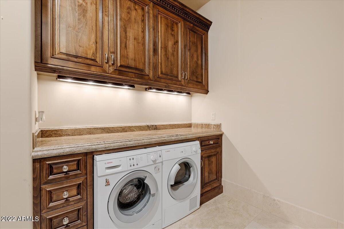 CASA DE SUNRISE LOTS 22 AND 23 REPLAT - Residential