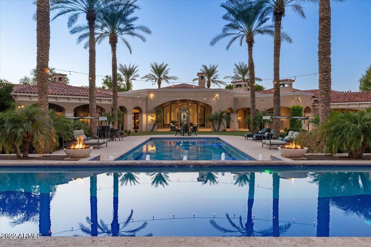 CASA DE SUNRISE LOTS 22 AND 23 REPLAT - Residential