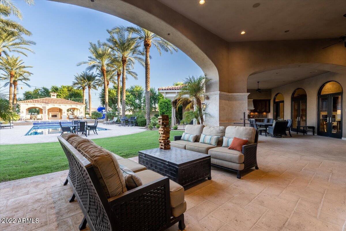 CASA DE SUNRISE LOTS 22 AND 23 REPLAT - Residential