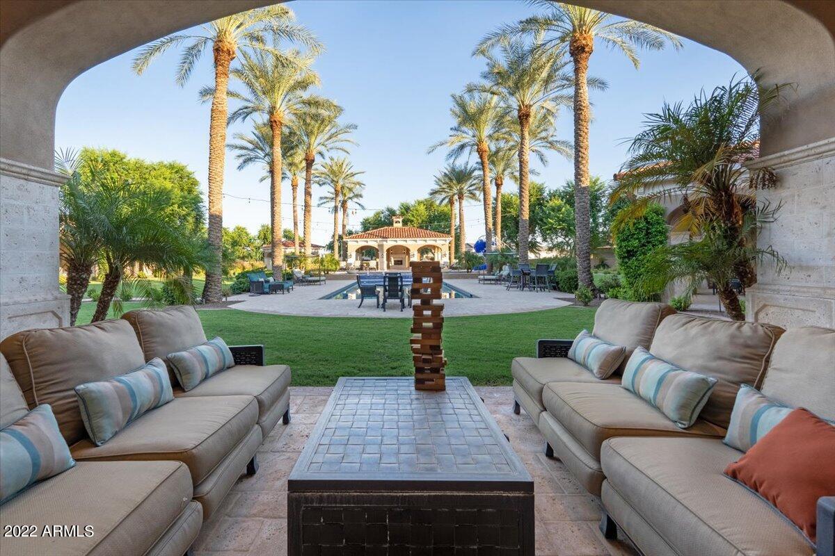CASA DE SUNRISE LOTS 22 AND 23 REPLAT - Residential