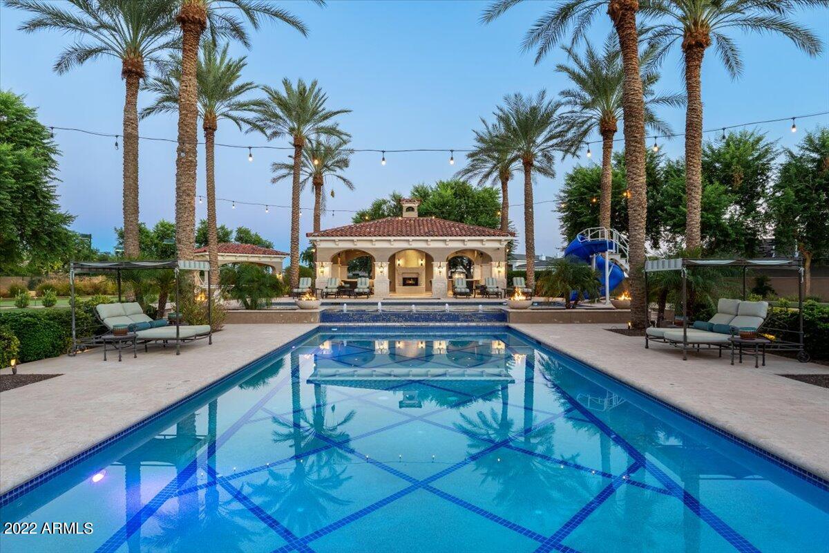 CASA DE SUNRISE LOTS 22 AND 23 REPLAT - Residential