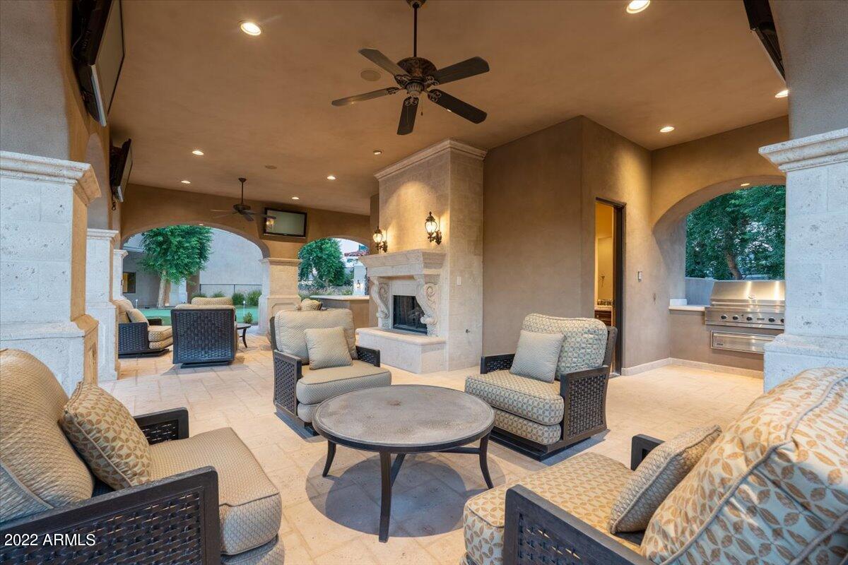 CASA DE SUNRISE LOTS 22 AND 23 REPLAT - Residential