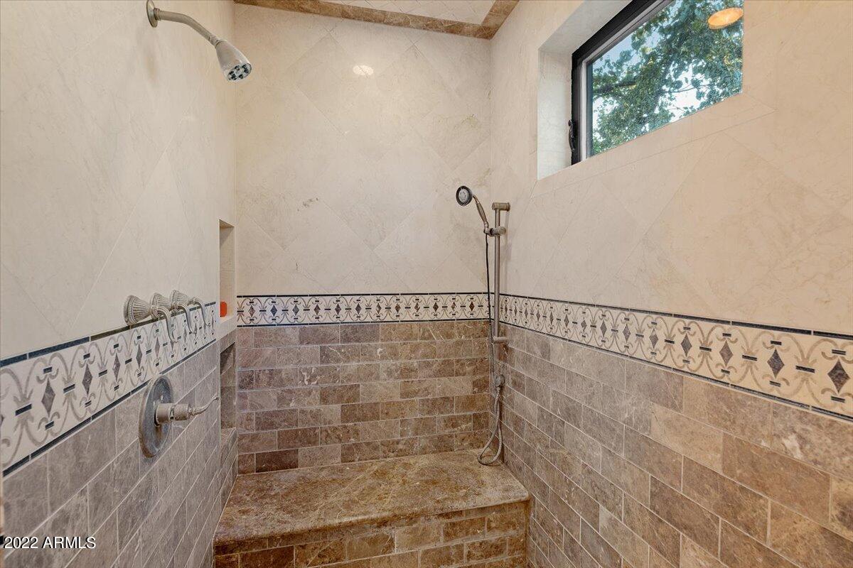 CASA DE SUNRISE LOTS 22 AND 23 REPLAT - Residential