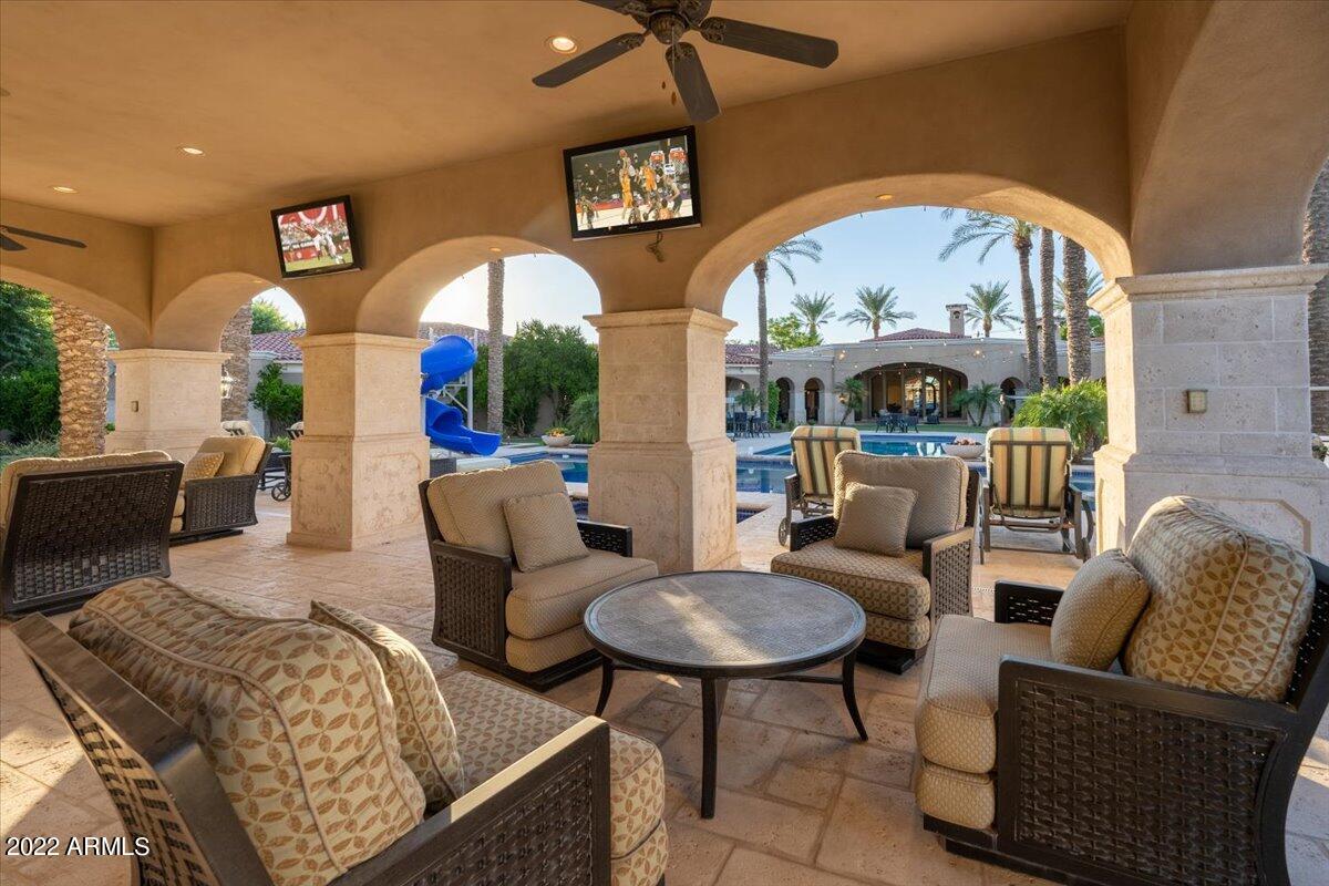CASA DE SUNRISE LOTS 22 AND 23 REPLAT - Residential