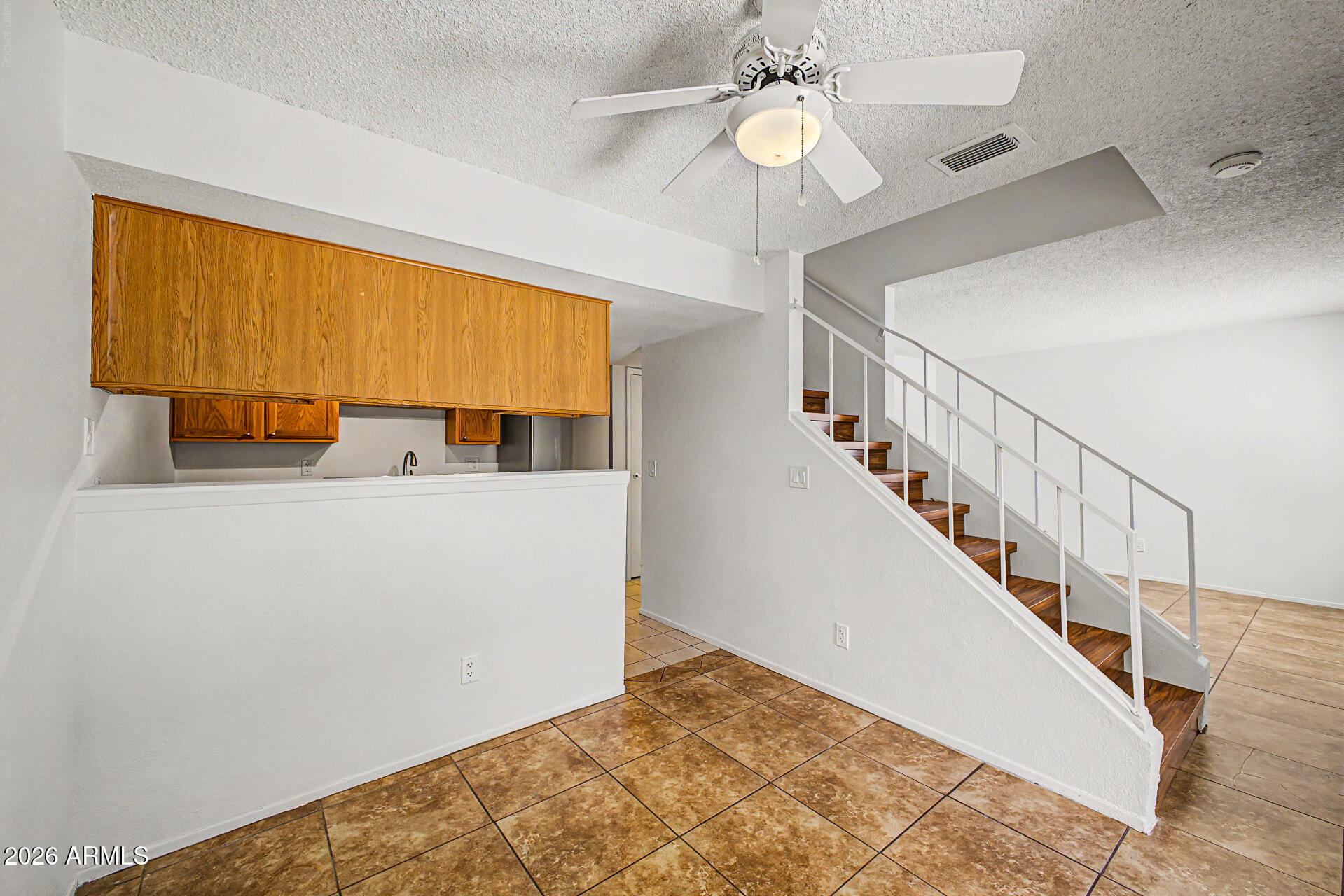 SHADOW MOUNTAIN VILLAS - Residential