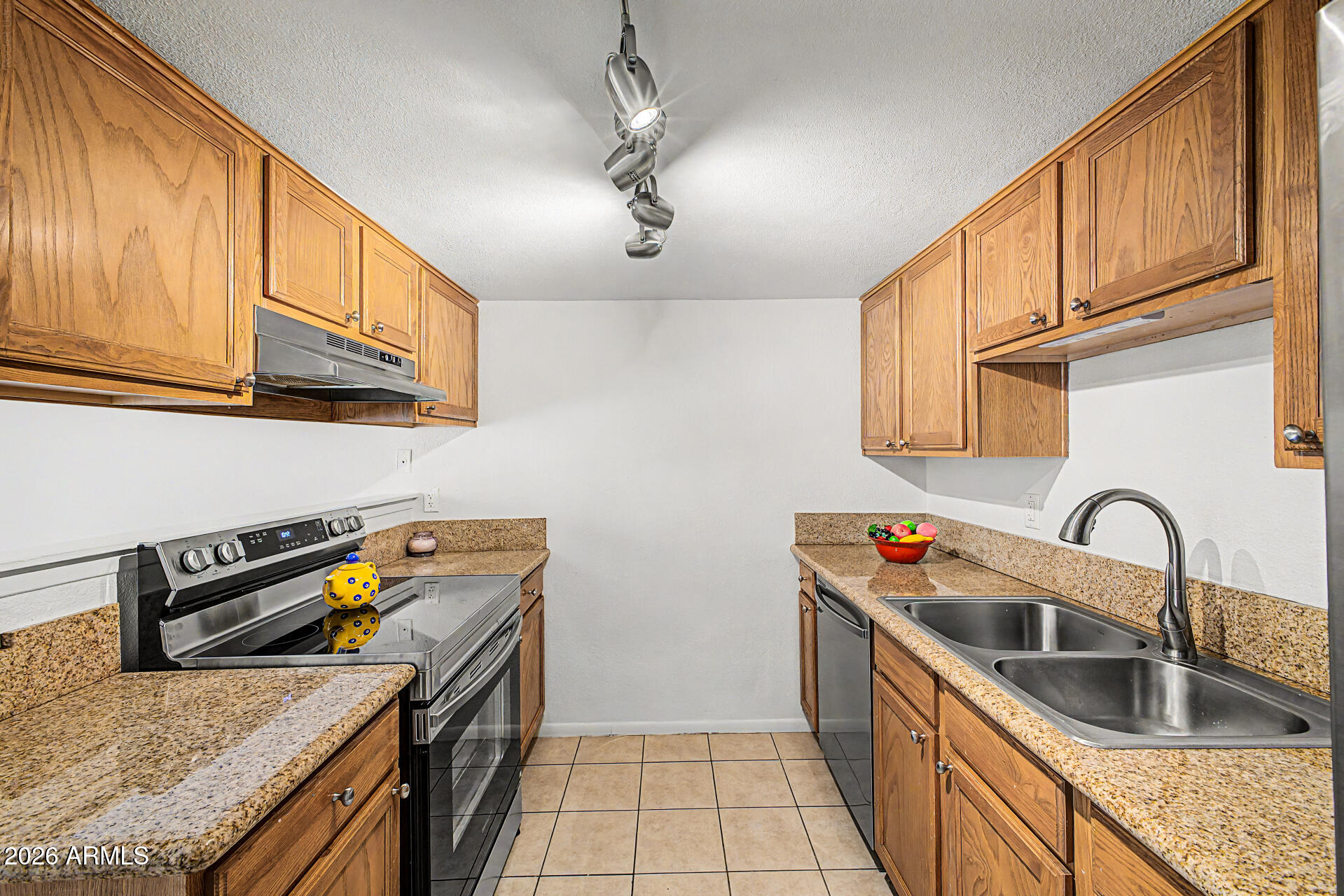 SHADOW MOUNTAIN VILLAS - Residential