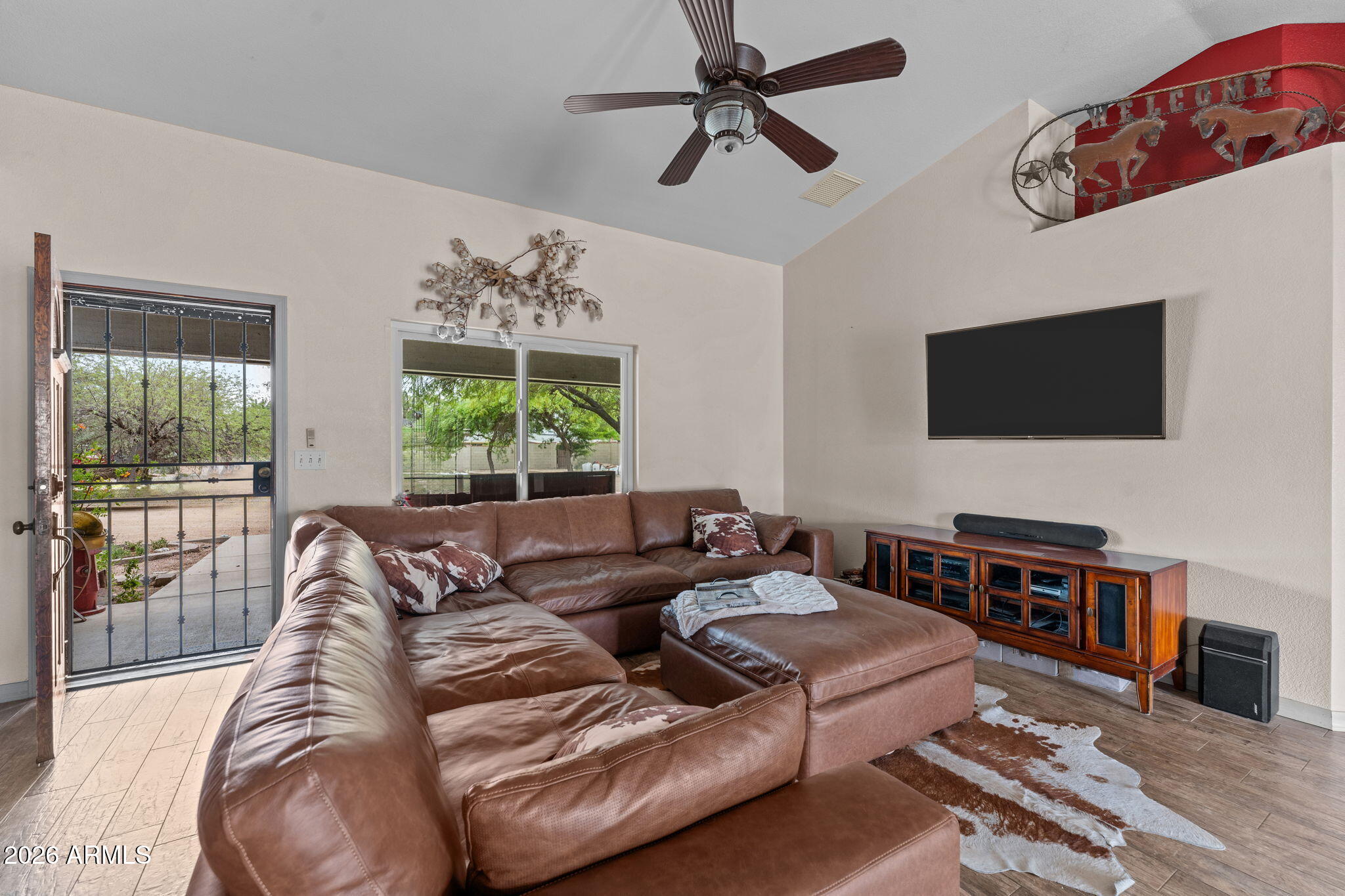 PHOENIX SKYLINE WEST ONE - Residential