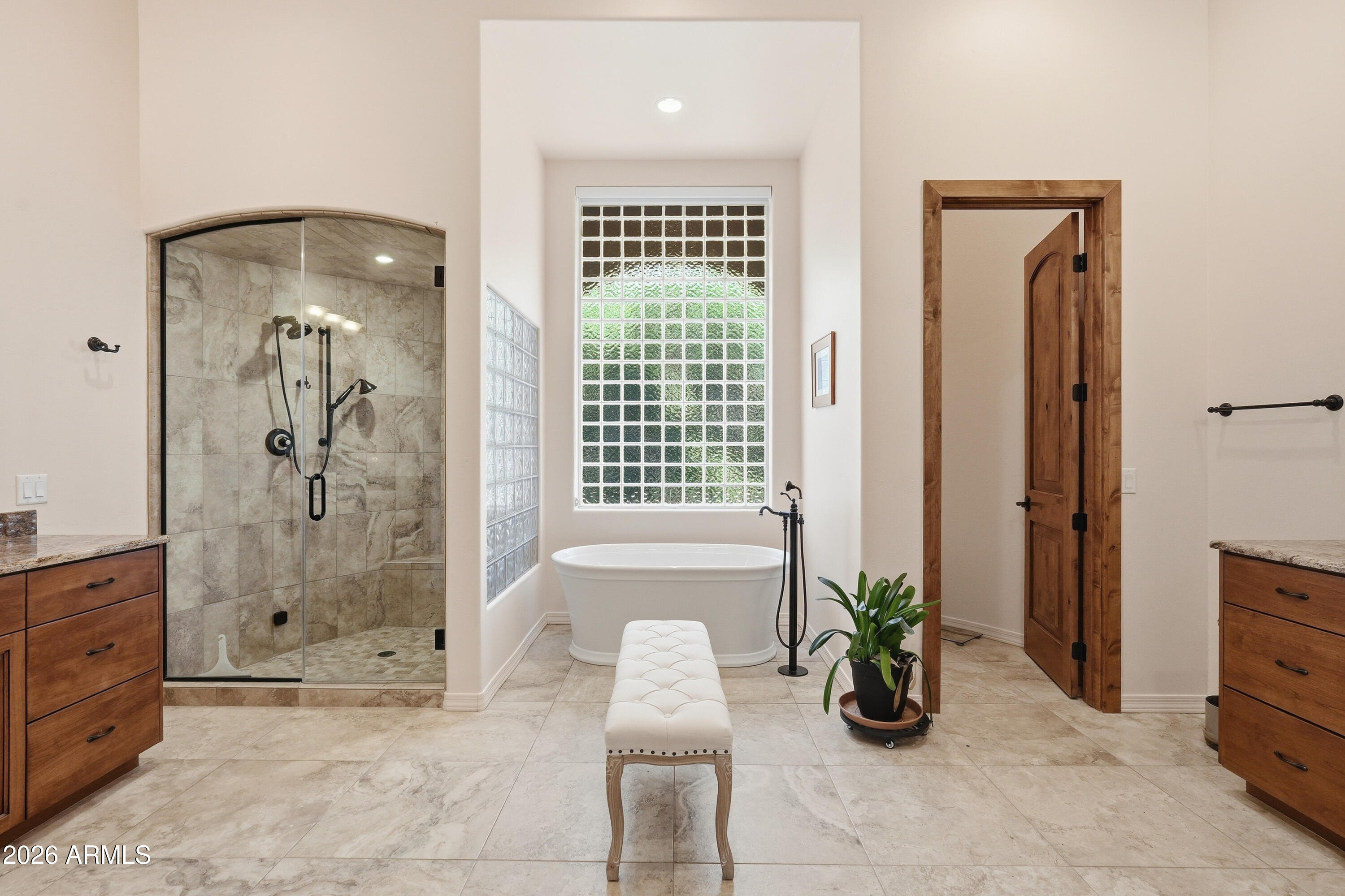 LA PRIVADA AT VERDE SANTA FE - Residential