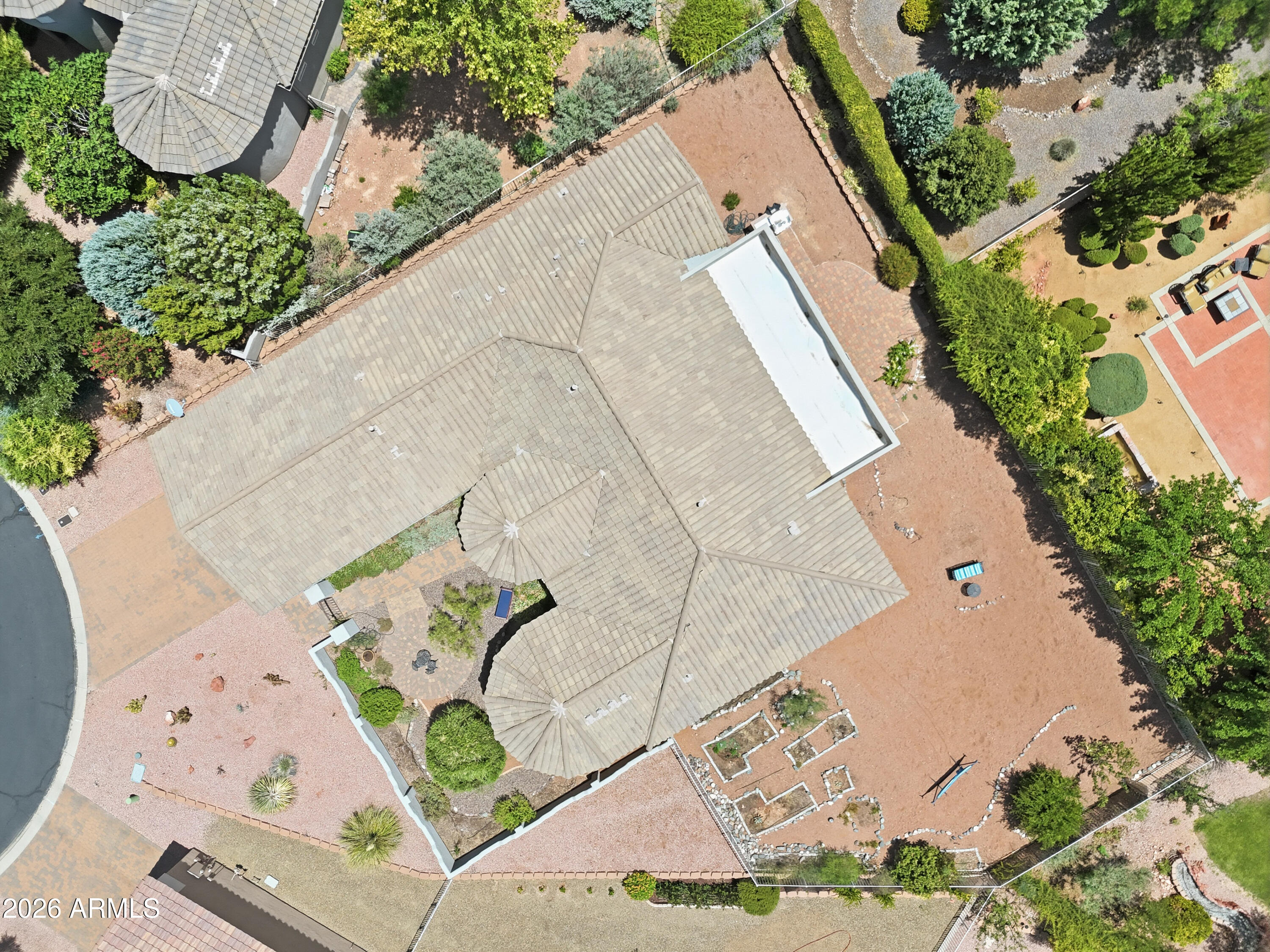 LA PRIVADA AT VERDE SANTA FE - Residential