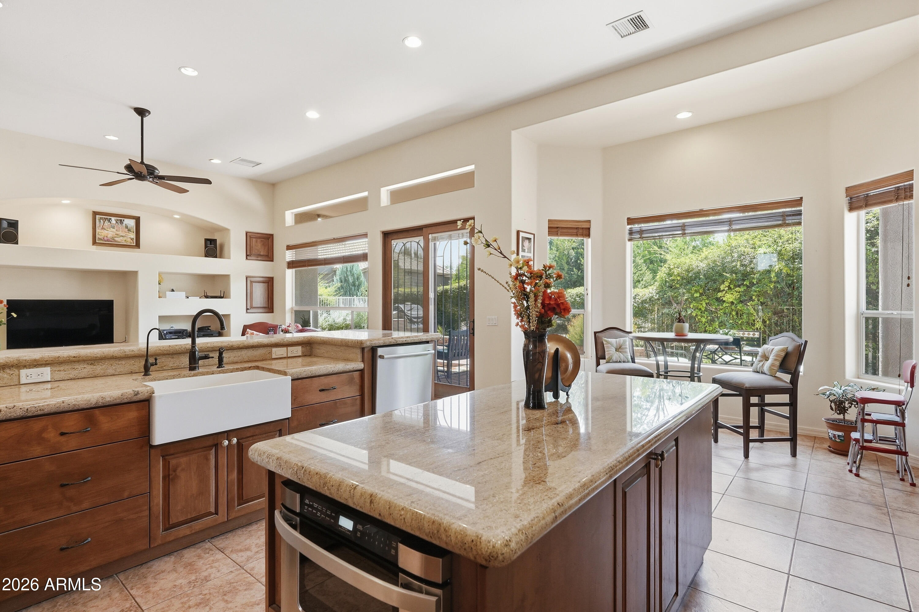 LA PRIVADA AT VERDE SANTA FE - Residential