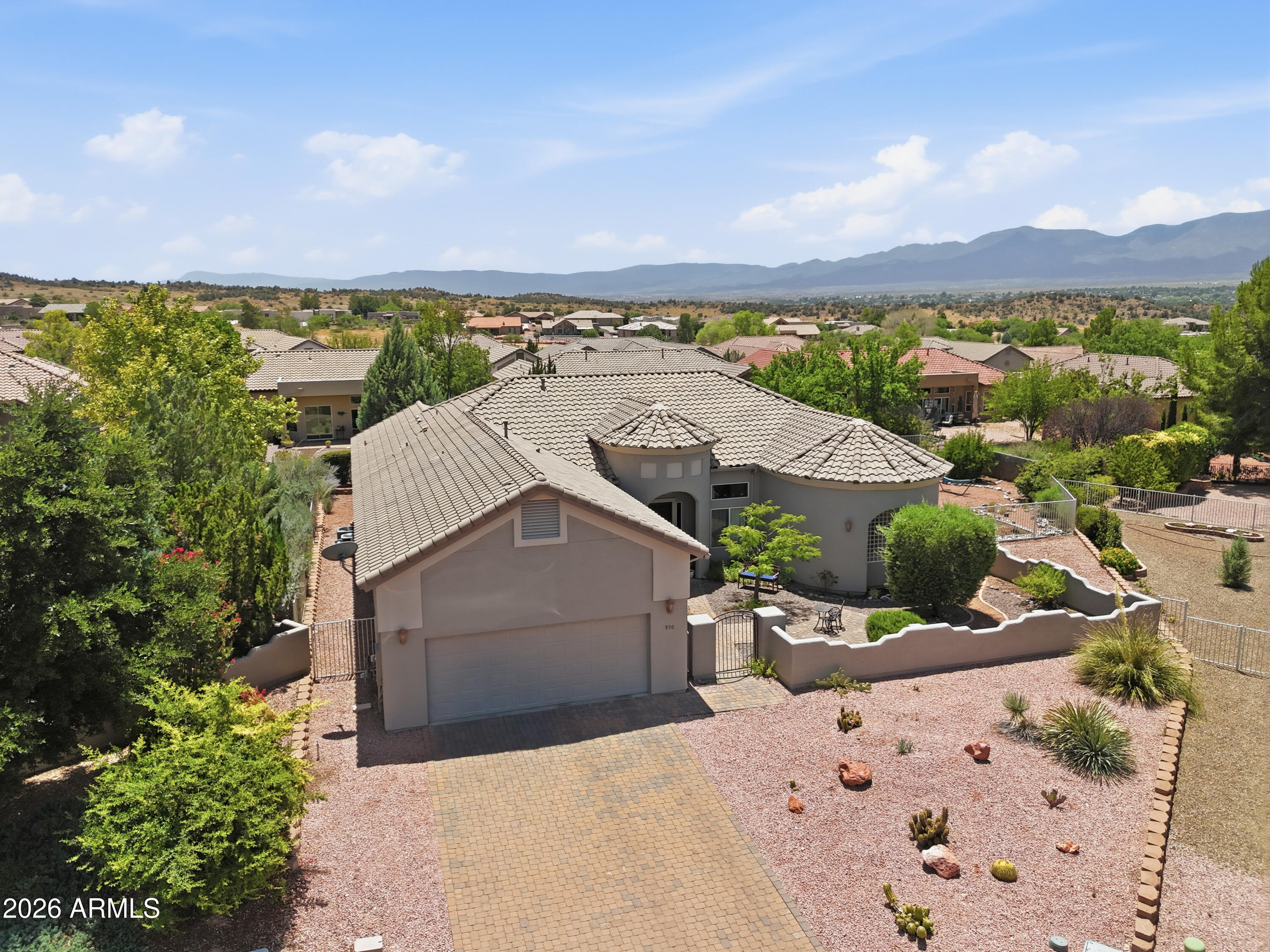 LA PRIVADA AT VERDE SANTA FE - Residential