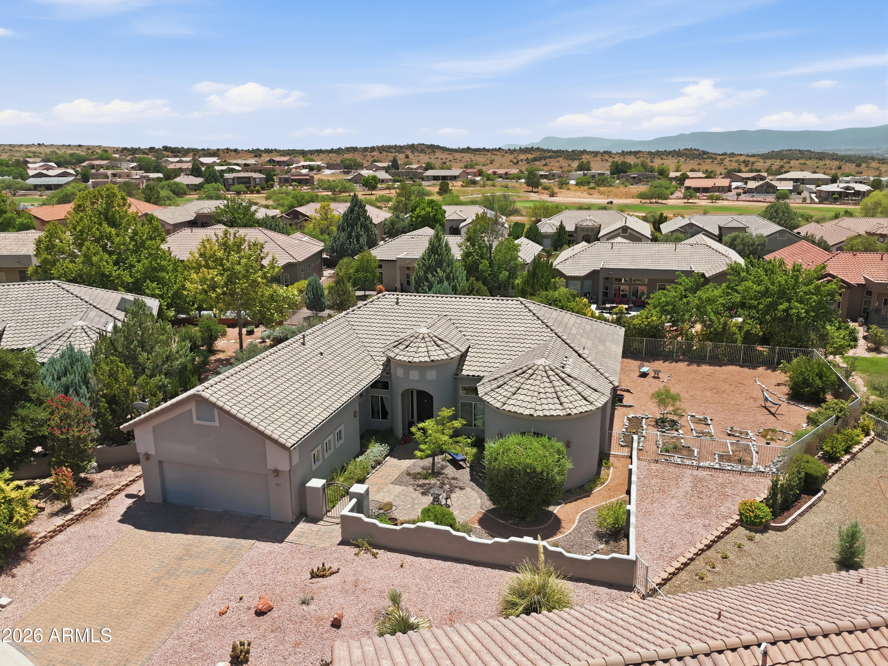 LA PRIVADA AT VERDE SANTA FE - Residential