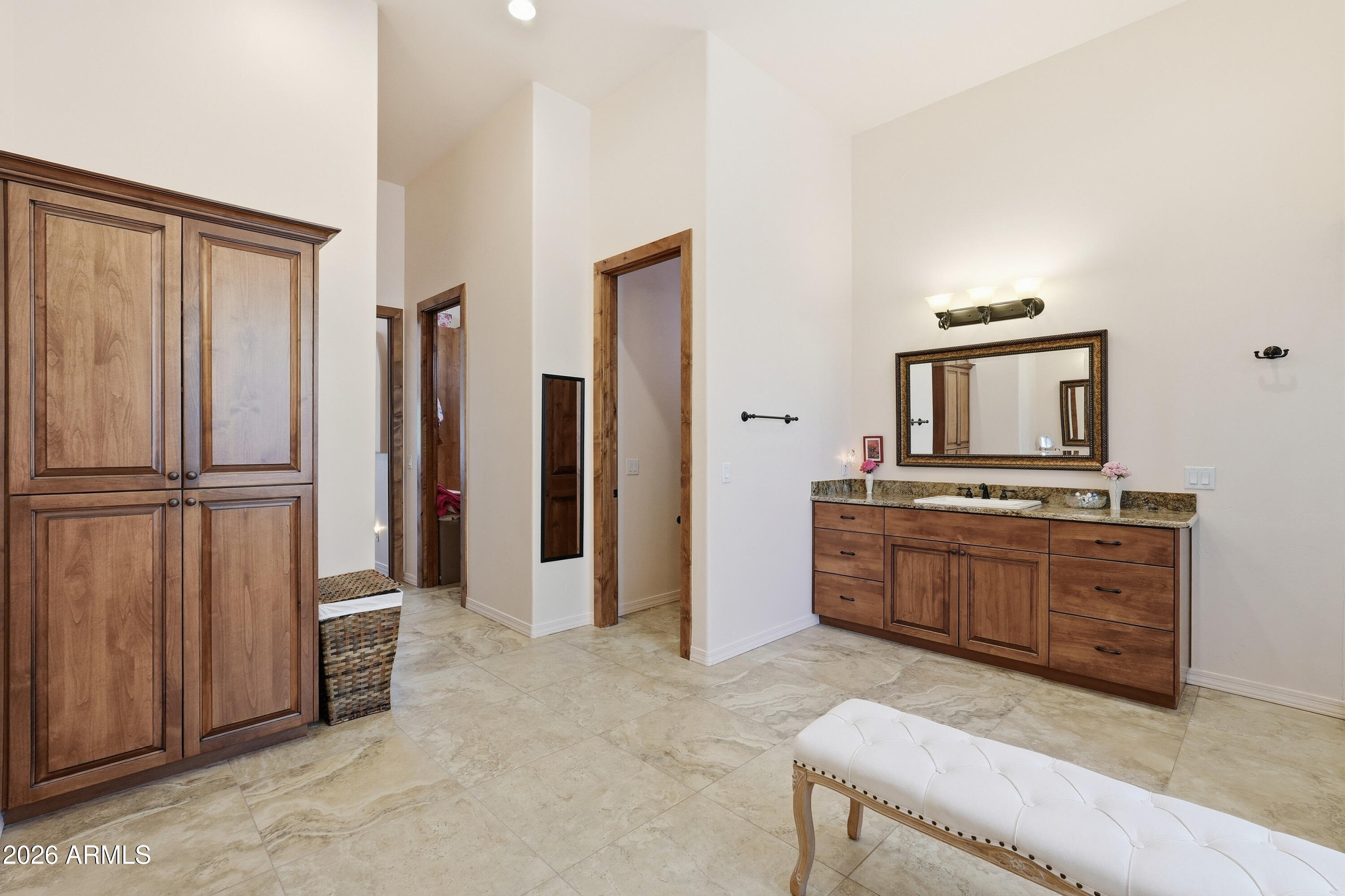 LA PRIVADA AT VERDE SANTA FE - Residential