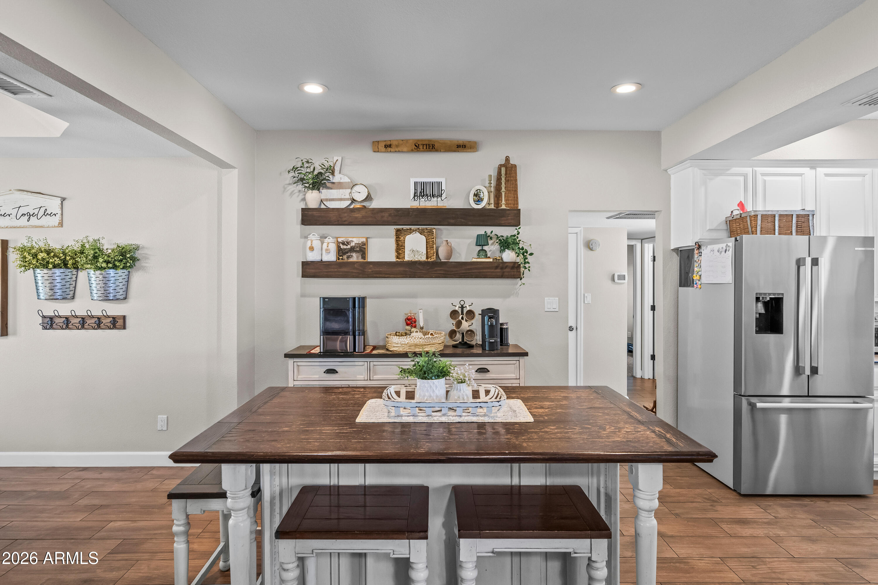 MILLETT MANOR - Residential