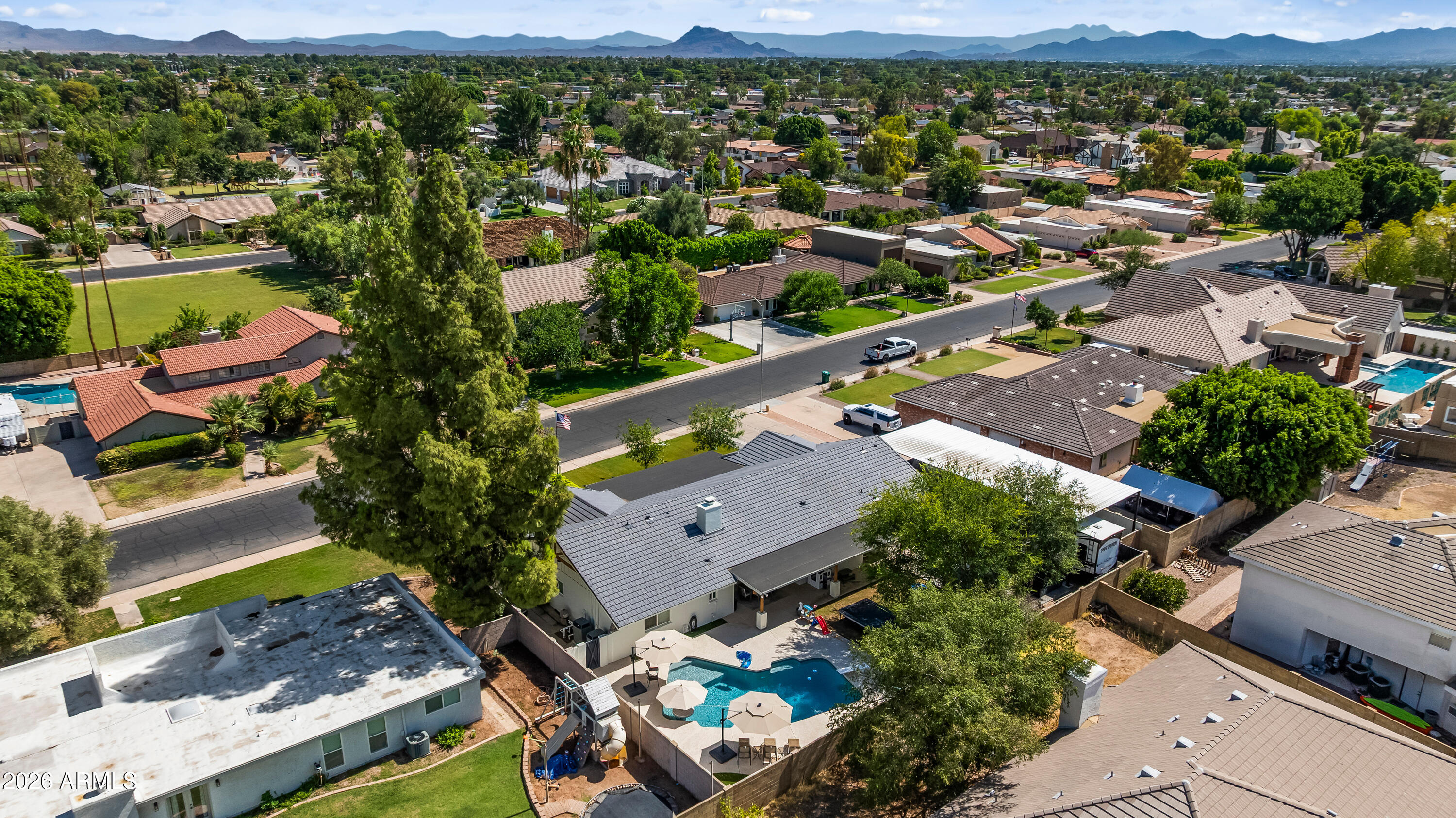 MILLETT MANOR - Residential
