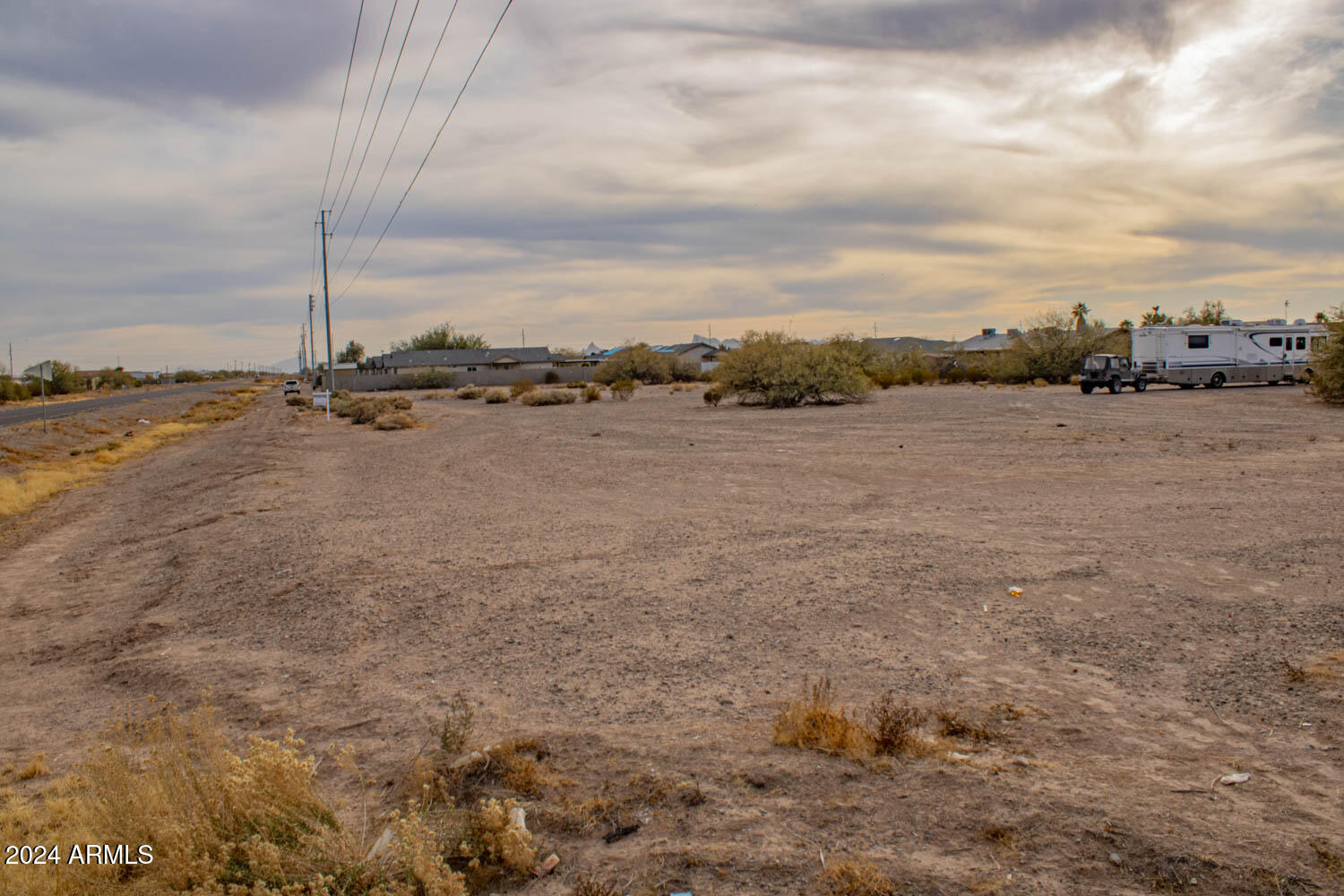 ARIZONA CITY UNIT TEN - Land