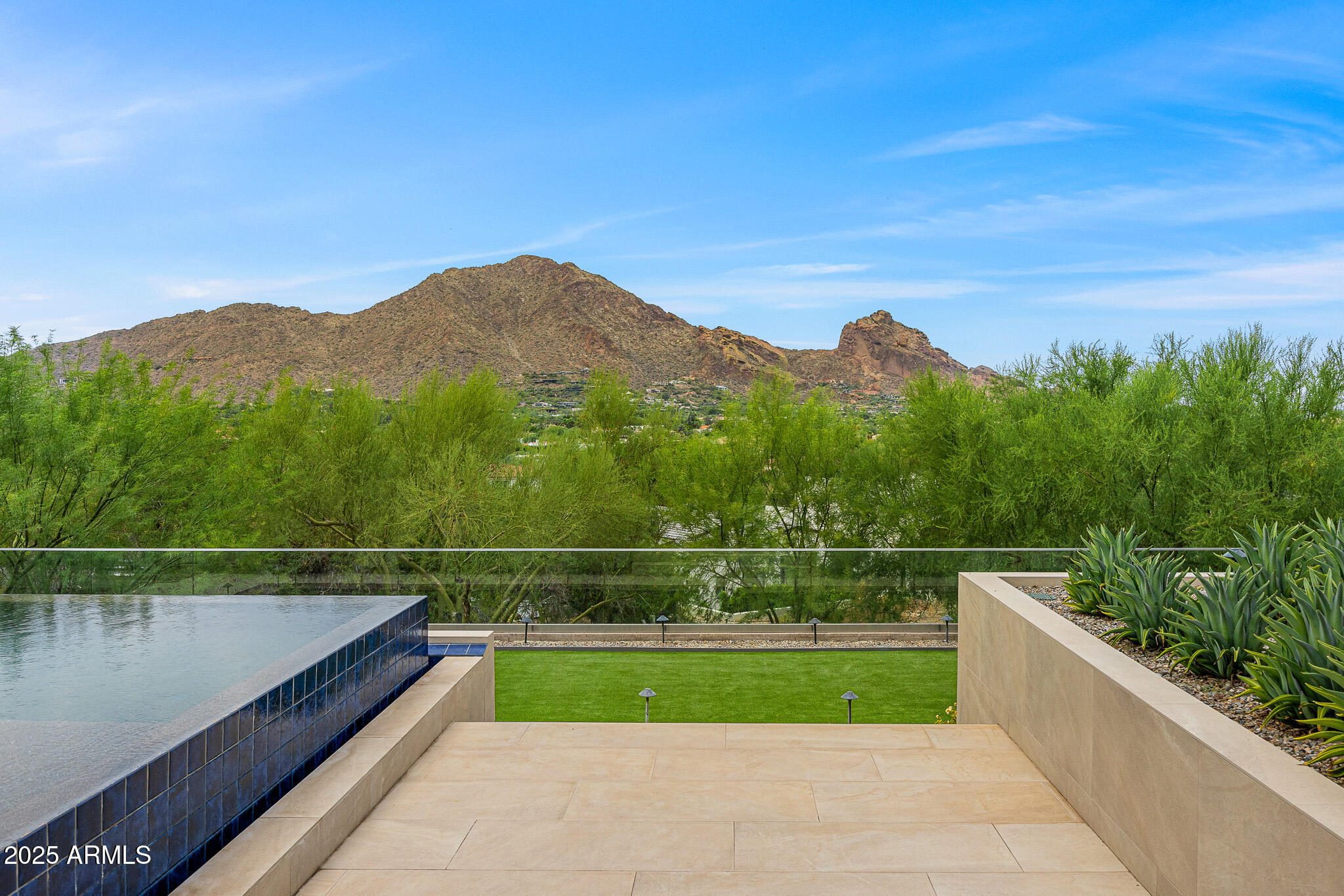 EGYPTIAN HILLS - Residential