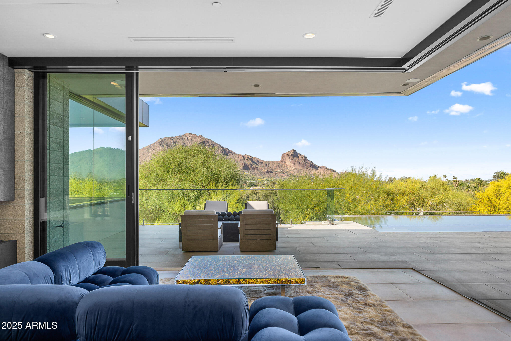 EGYPTIAN HILLS - Residential