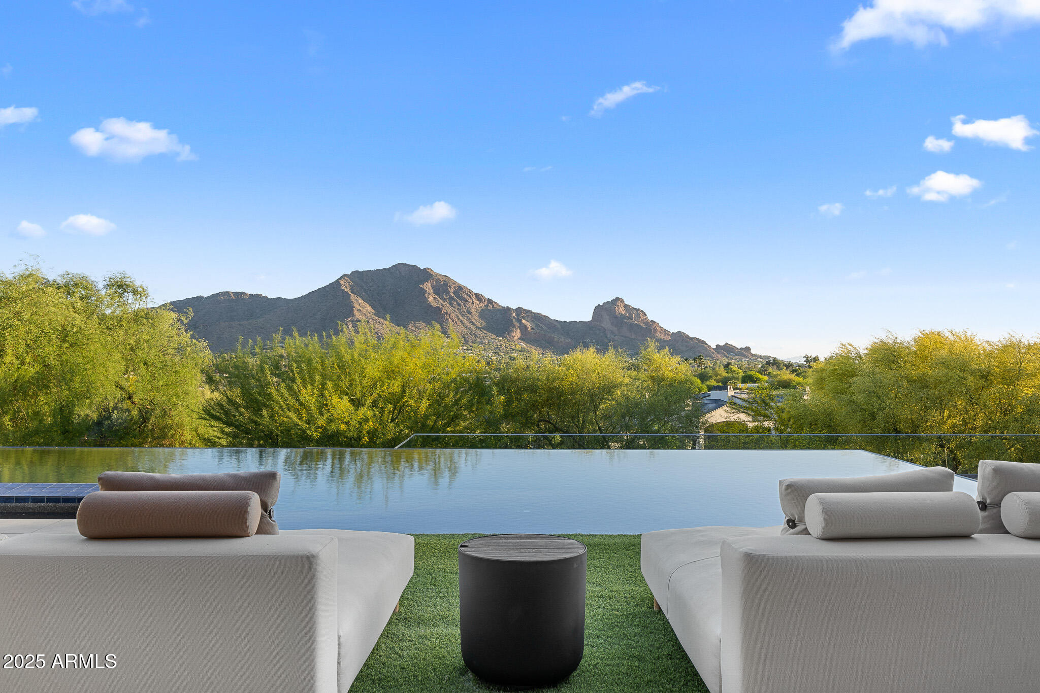 EGYPTIAN HILLS - Residential
