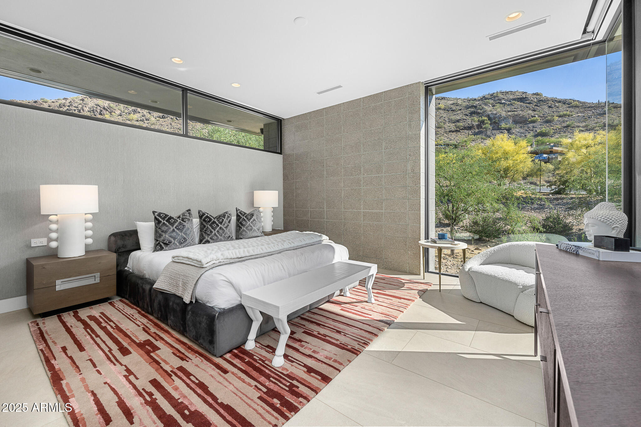EGYPTIAN HILLS - Residential