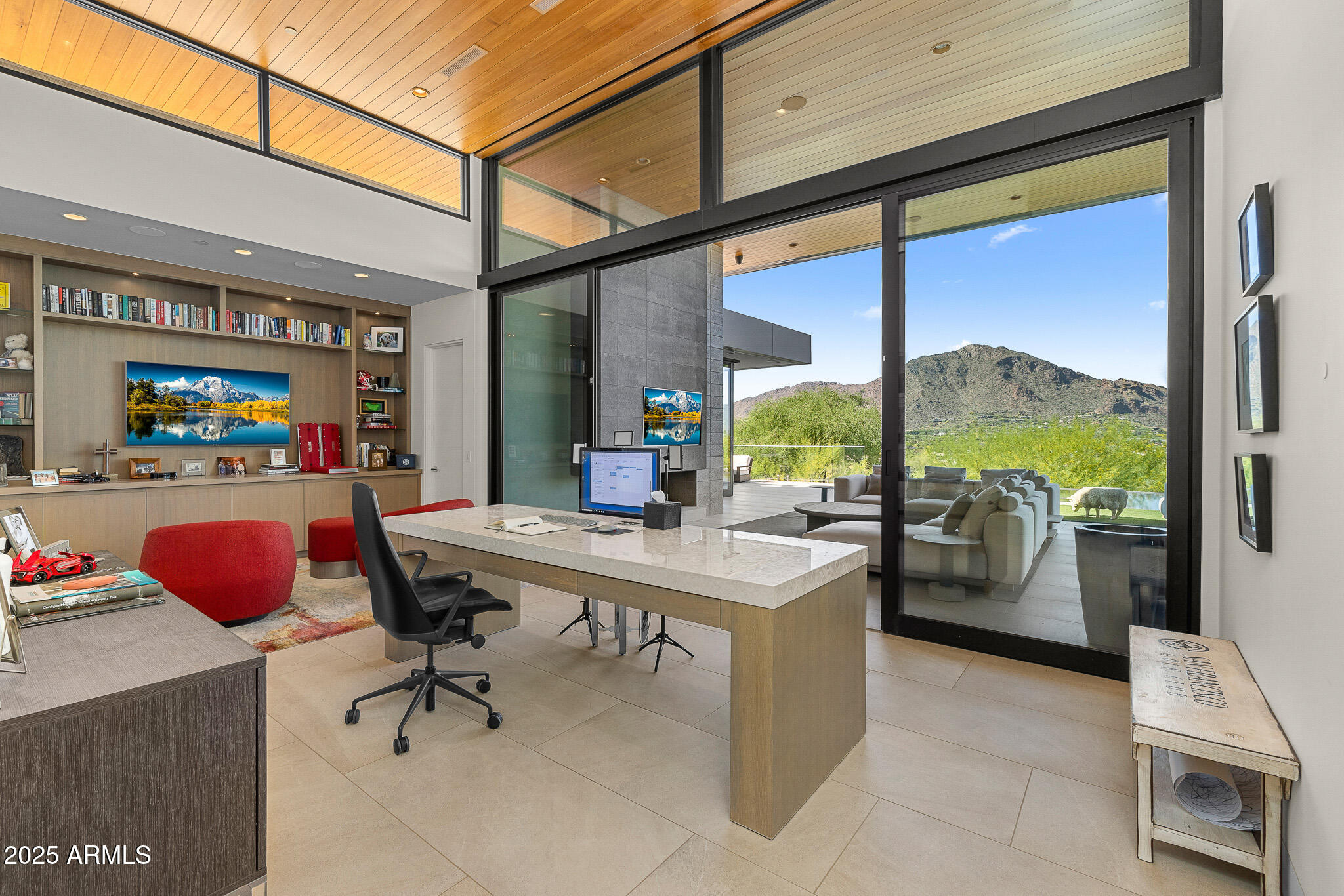 EGYPTIAN HILLS - Residential