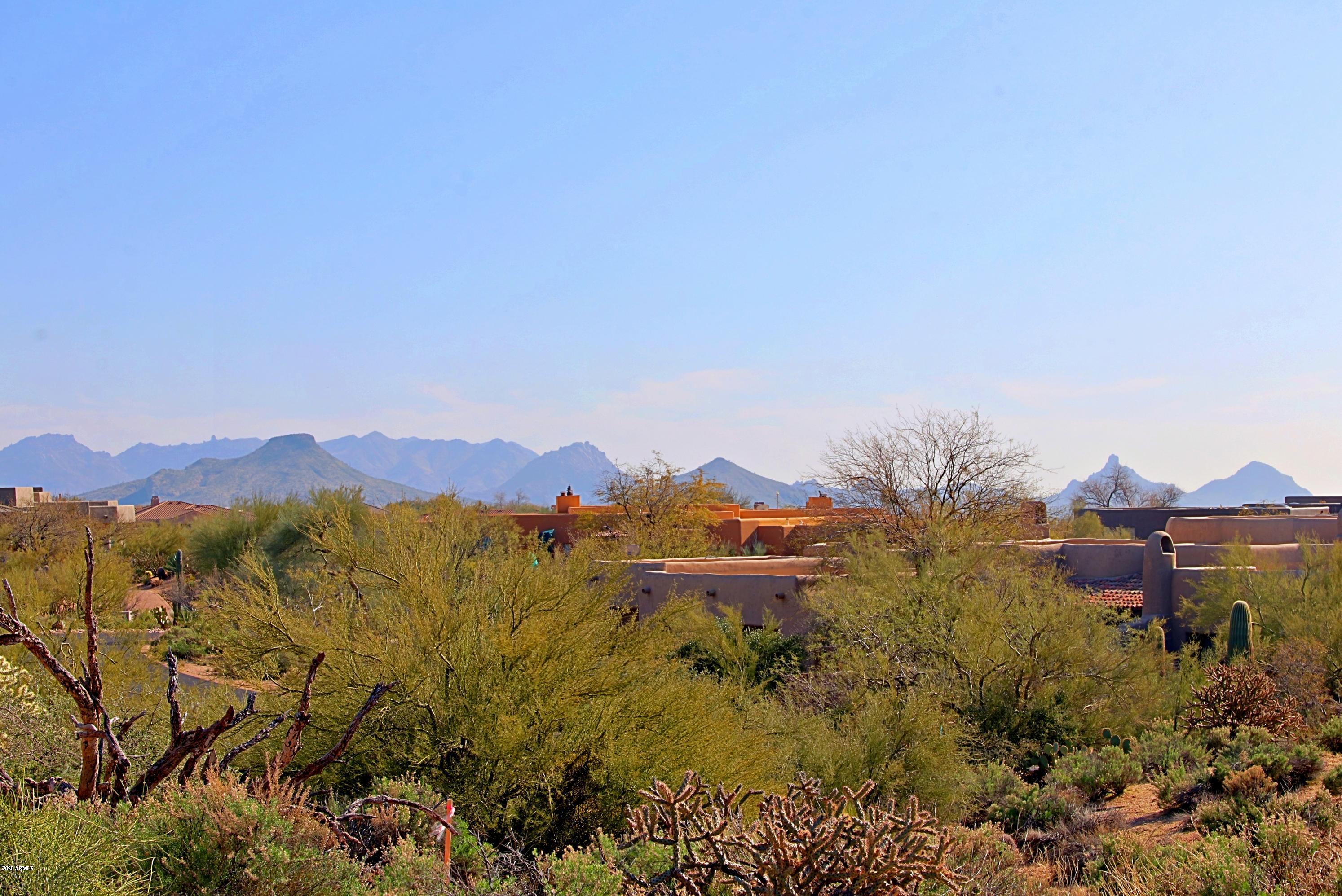 DESERT MOUNTAIN - Residential