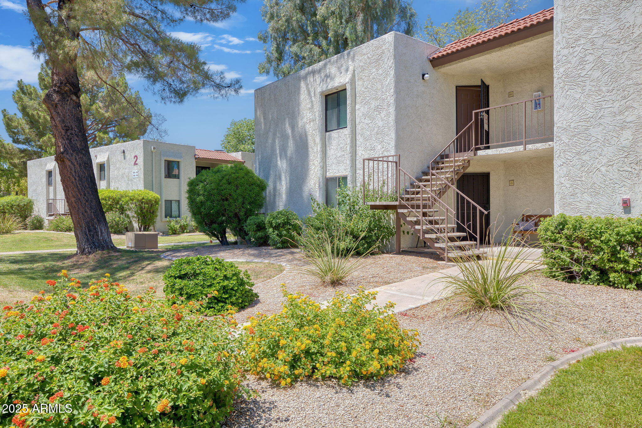 SADDLETREE CONDOMINIUMS - Residential