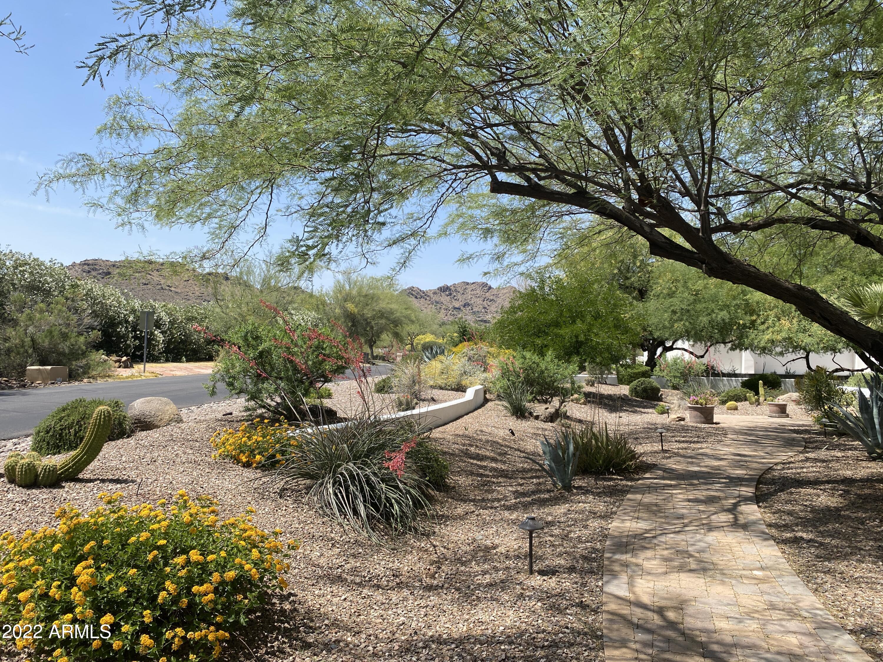 CHENEY MANOR LOT 1-8 - Residential