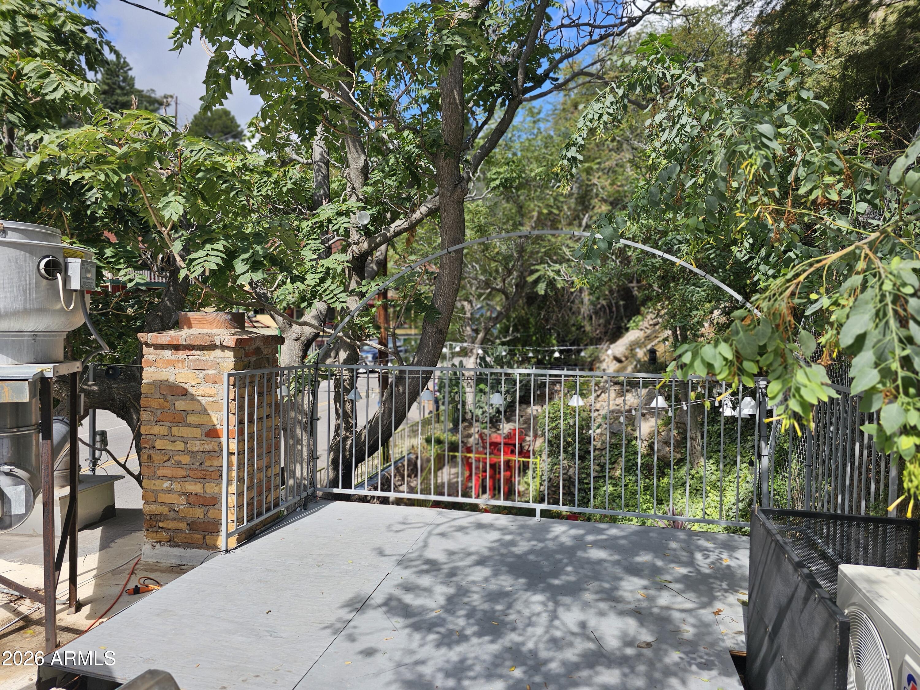 old bisbee - Business Opportunity