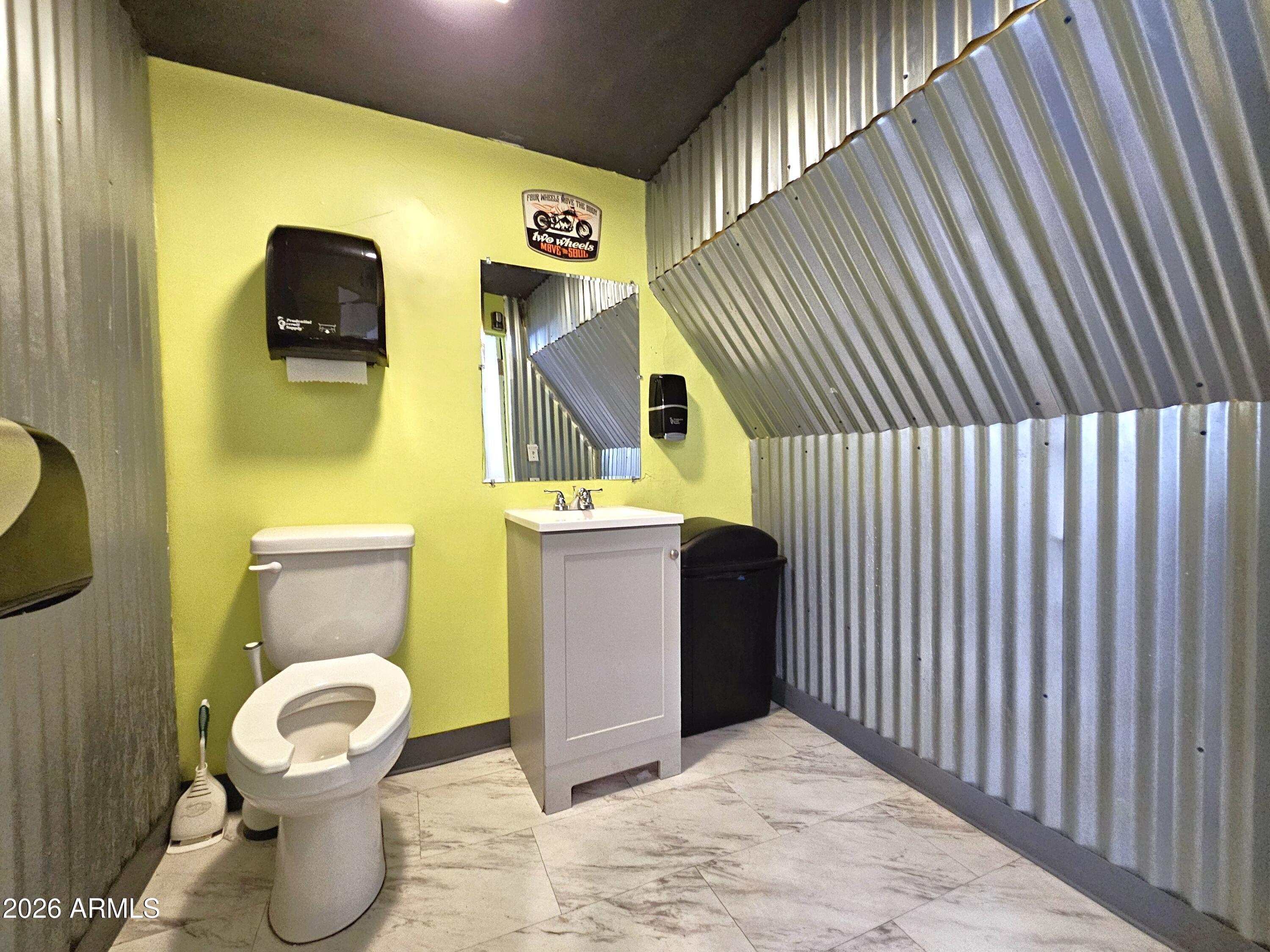 old bisbee - Business Opportunity