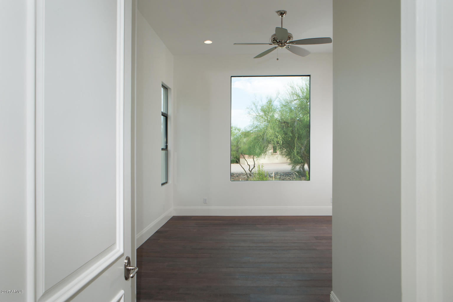 CAMELBACK COUNTRY CLUB ESTATES - Residential