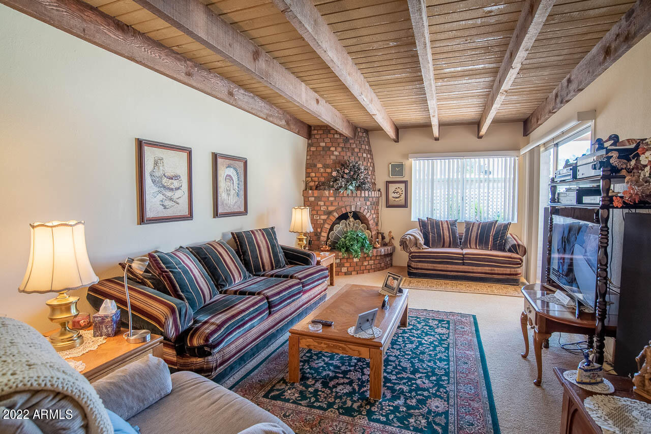 TOWN & COUNTRY ESTATES UNIT 12 - Residential