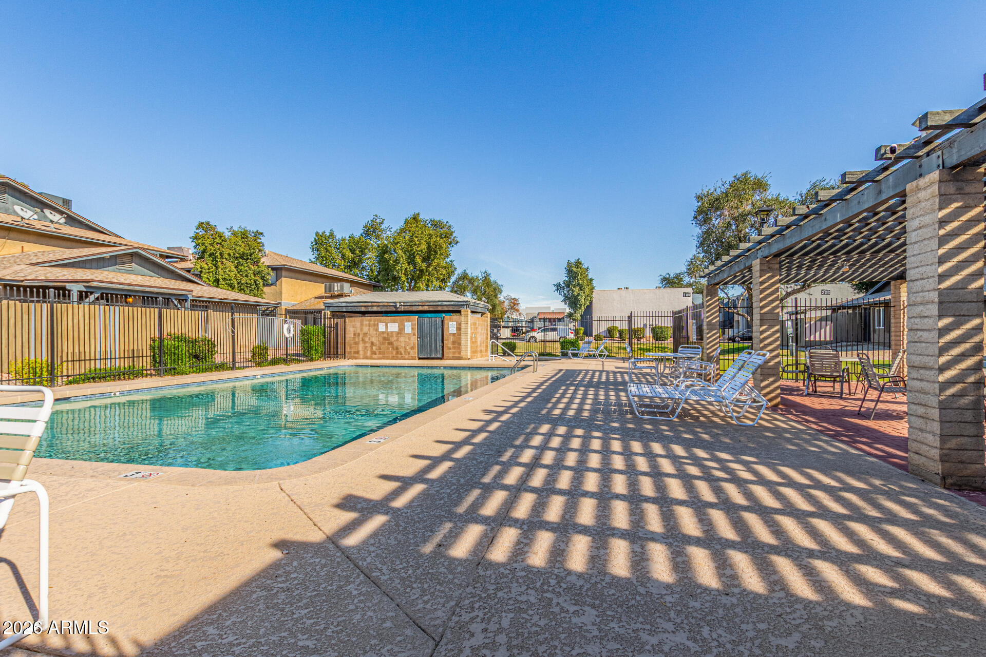 CHANDLER MEADOWS CONDOMINUM 2 A B C D 50A B C D - Residential