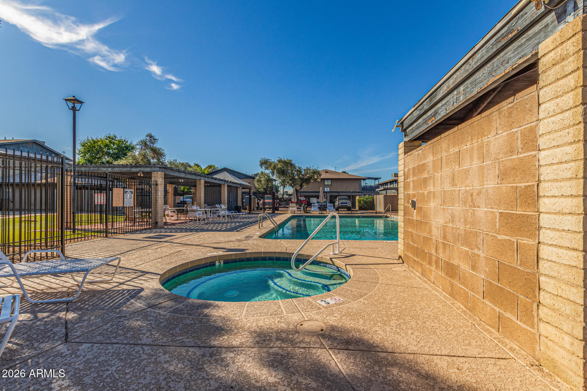CHANDLER MEADOWS CONDOMINUM 2 A B C D 50A B C D - Residential