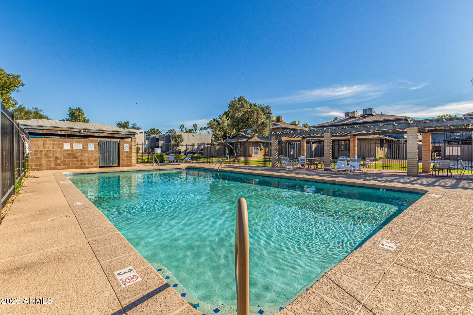 CHANDLER MEADOWS CONDOMINUM 2 A B C D 50A B C D - Residential