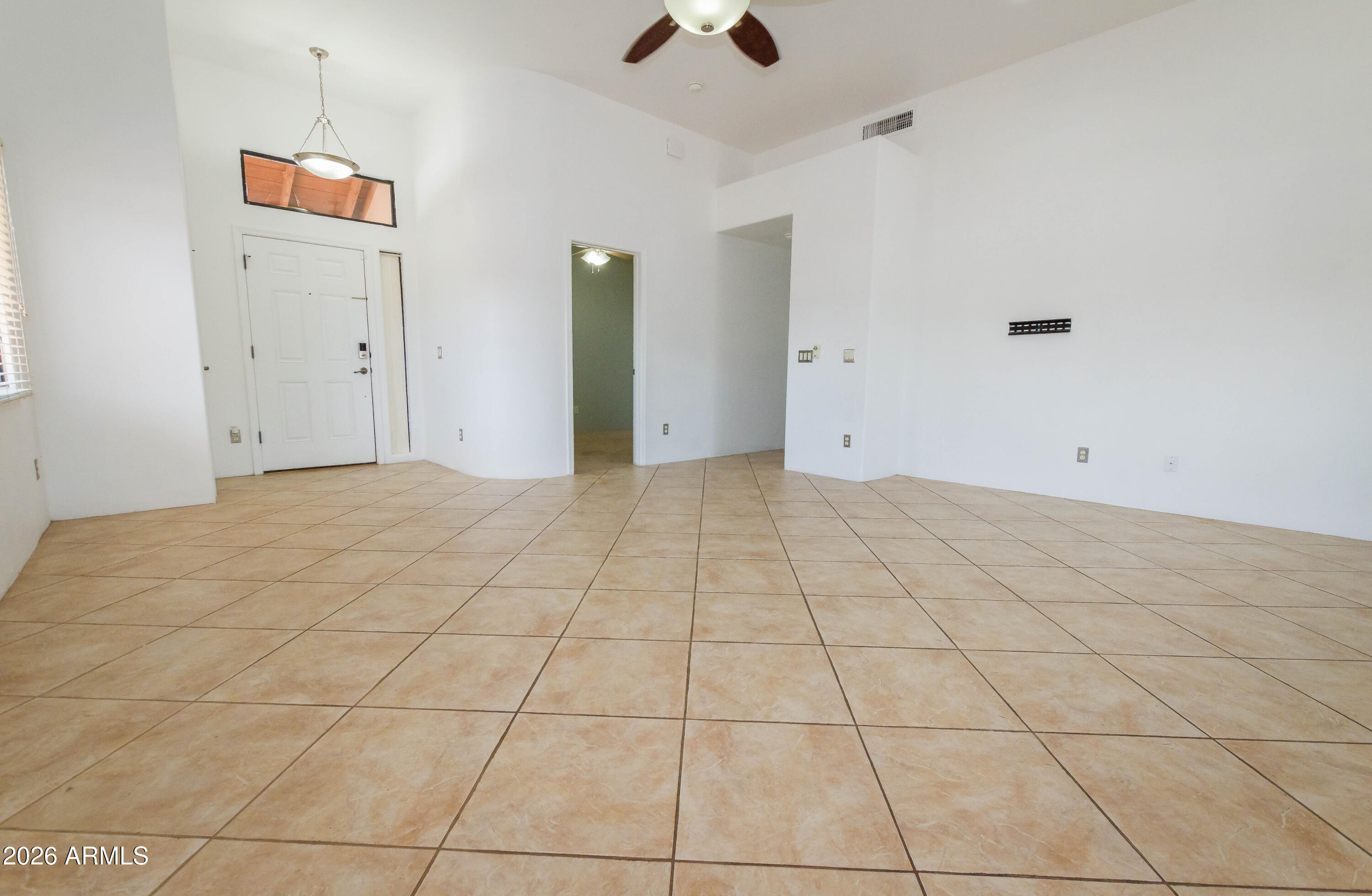 THE LEGENDS VALIENTE - Residential