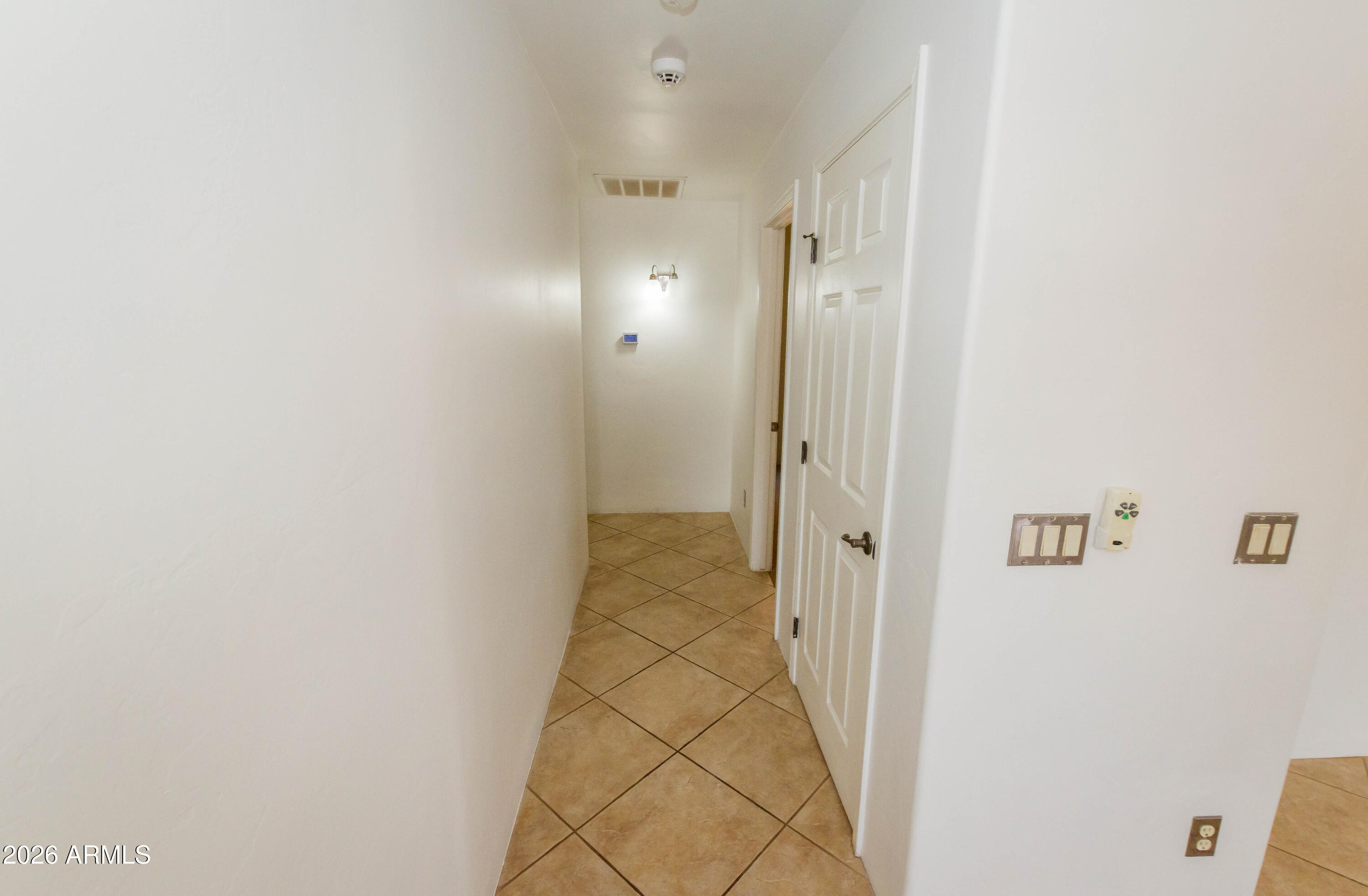 THE LEGENDS VALIENTE - Residential