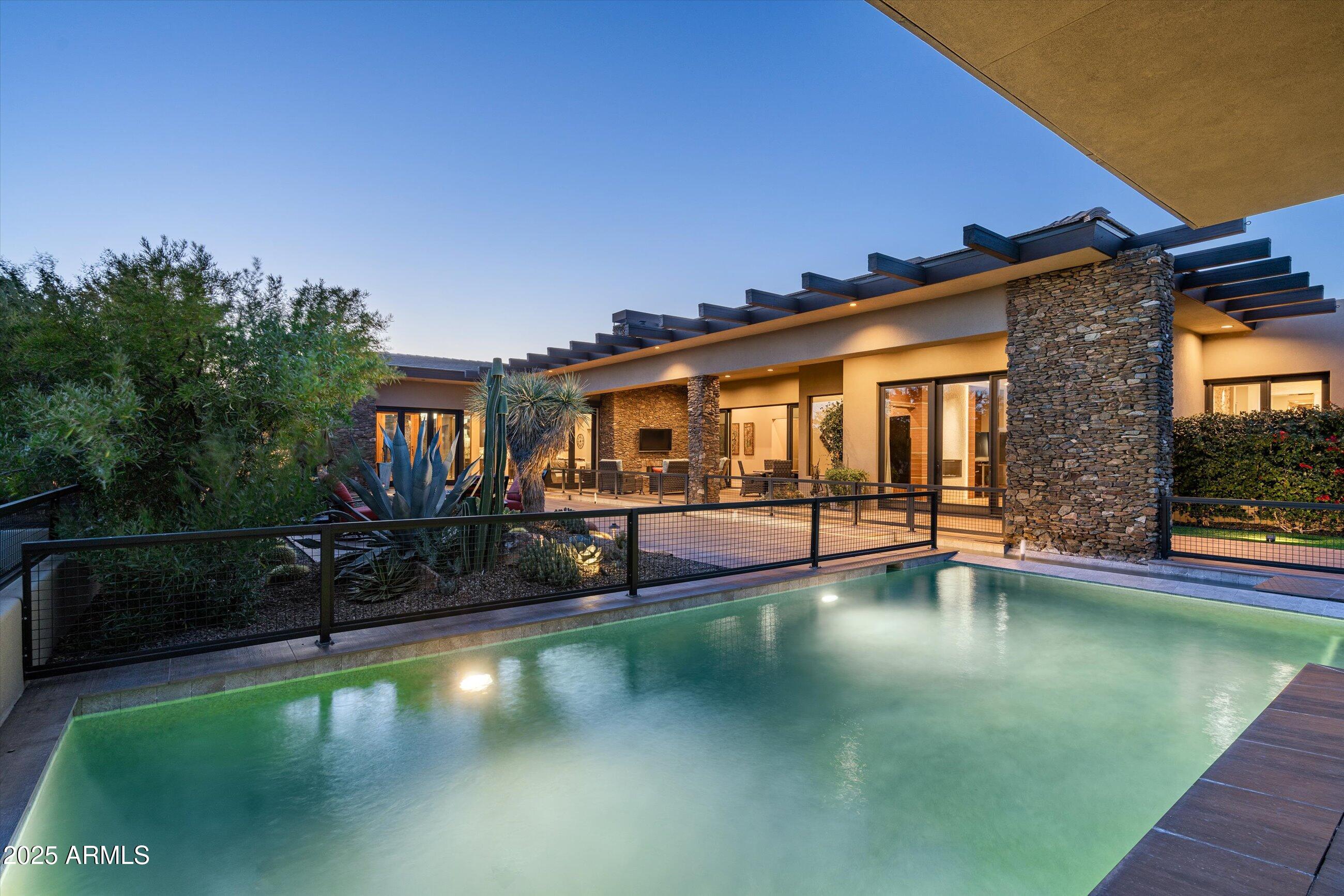 DESERT MOUNTAIN PHASE 1 UNIT 1 LOT 1-205 TR A - Residential