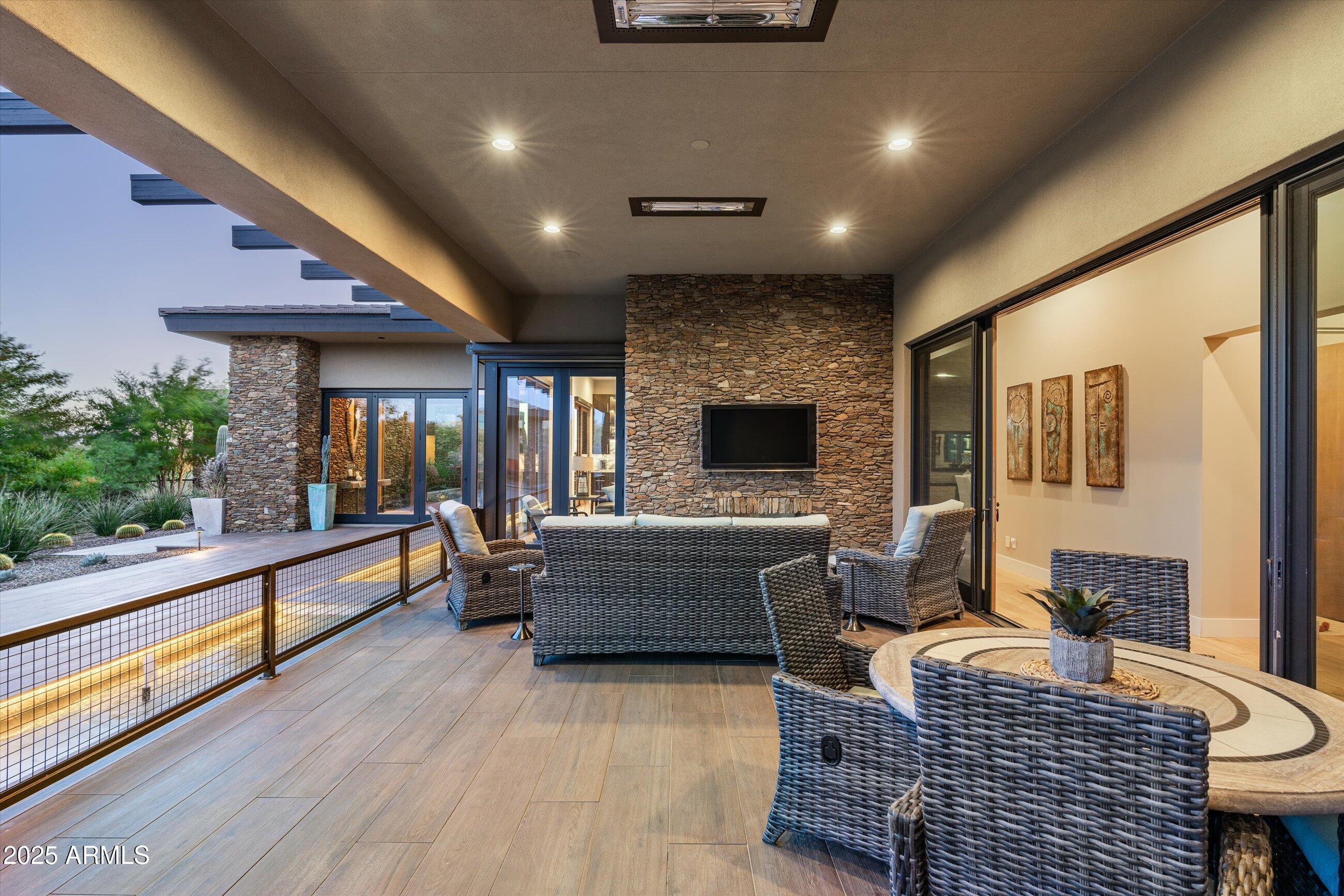 DESERT MOUNTAIN PHASE 1 UNIT 1 LOT 1-205 TR A - Residential